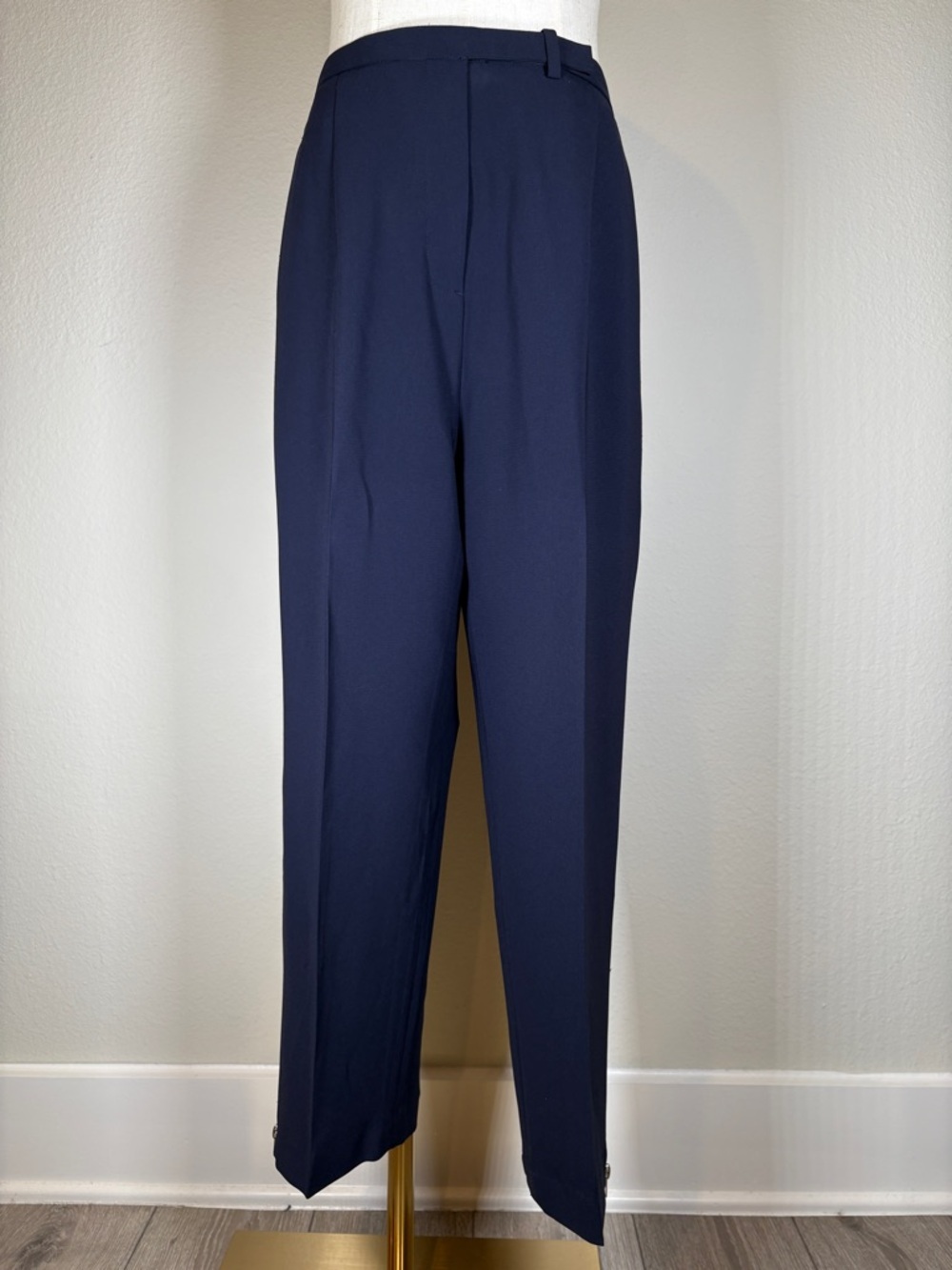 Aritzia Babaton Blue Elton Cropped Pants with Ankle Zip Size 6